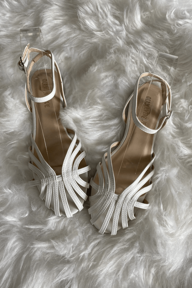 Vittoria | Sandalias con adornos dorados