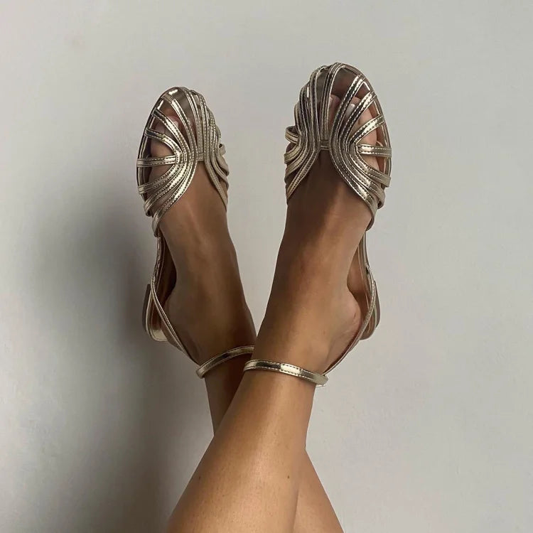 Vittoria | Sandalias con adornos dorados