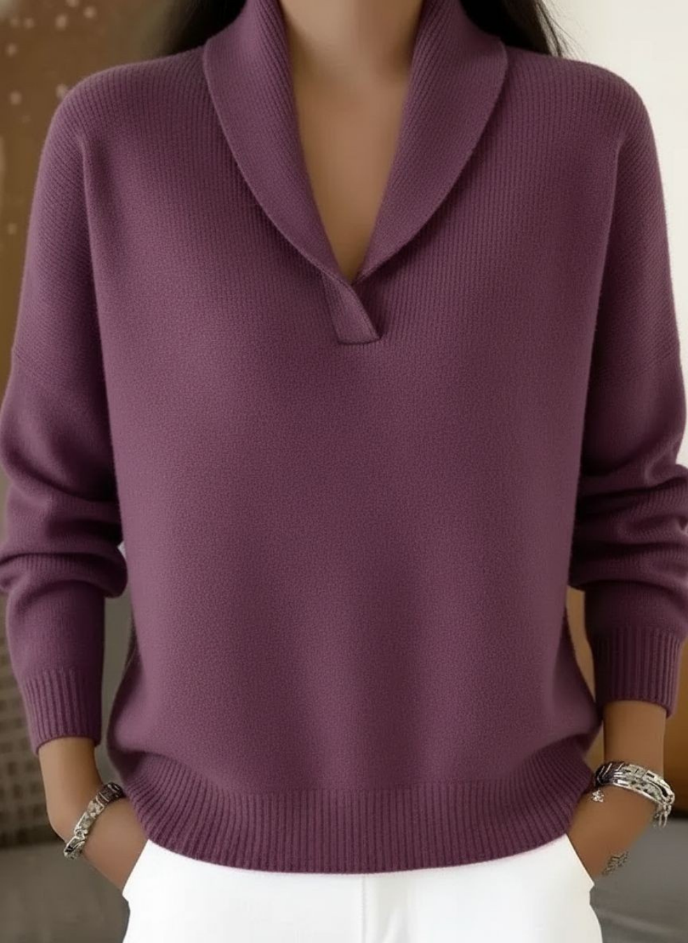 Antonine™ | Jersey con cuello en V